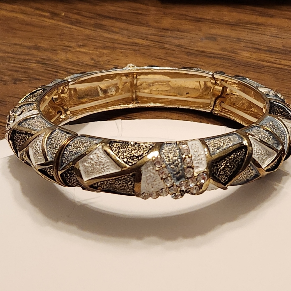 Golden, Black, Cream, Blue, Rhinestone Segmented Stretch Bracelet